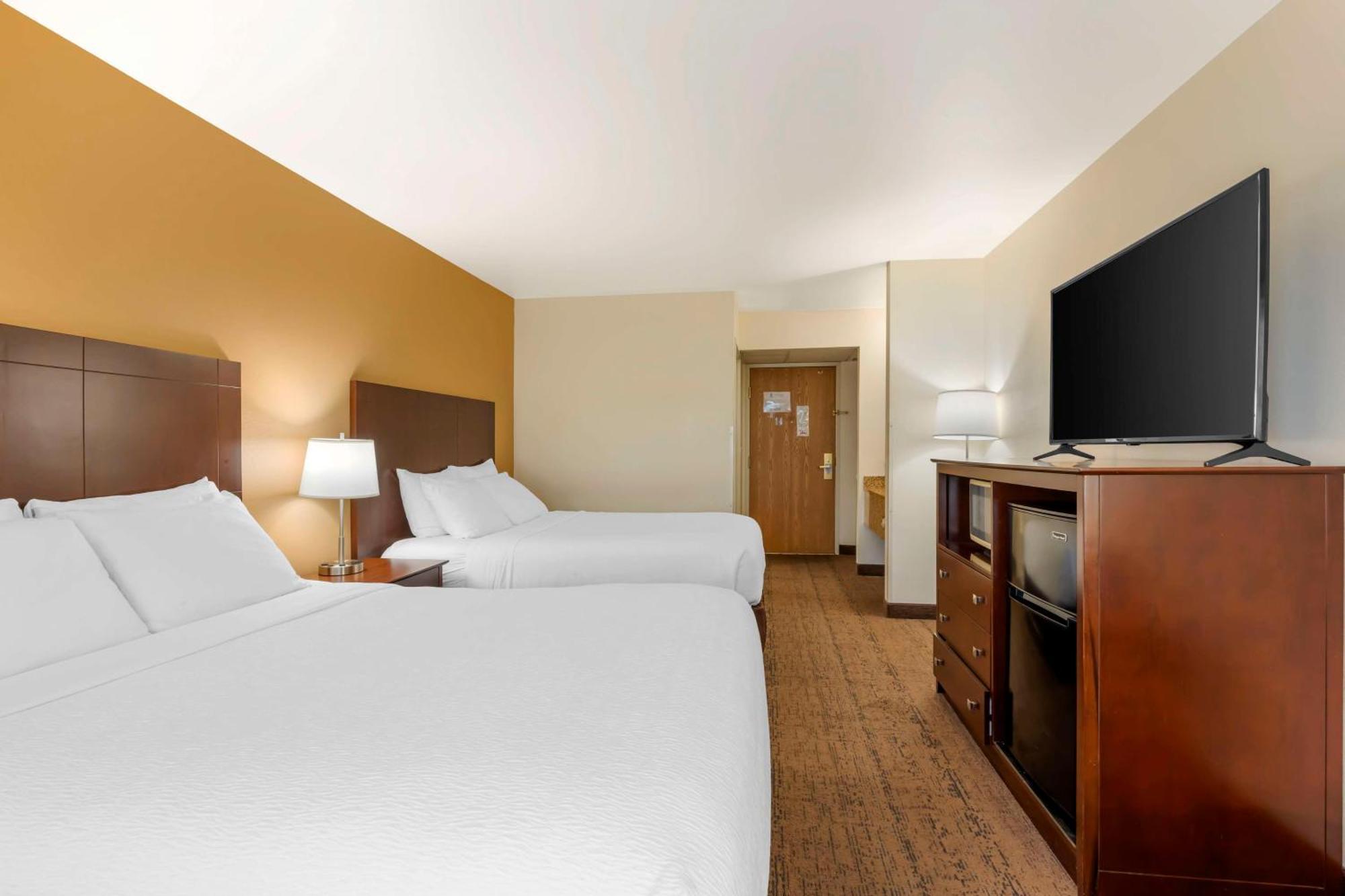 Best Western Yellowstone Crossing Laurel Exterior photo